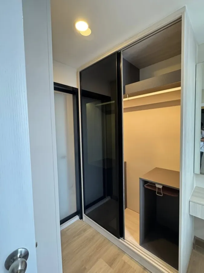 For rent: The Indeed Condo Amata, 5th floor, pool view, fully furnished, ready to move in, reserve now, hurry!