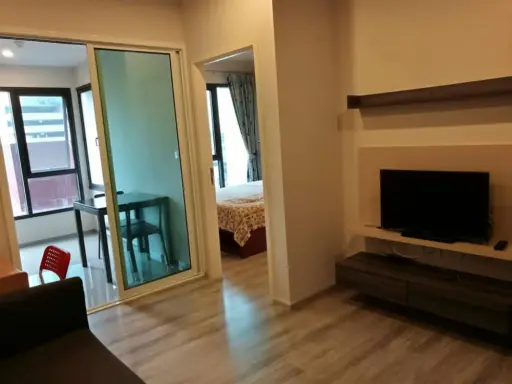 Condo for rent, Centric Ari Station, fully furnished, can move in immediately, don't miss it !!