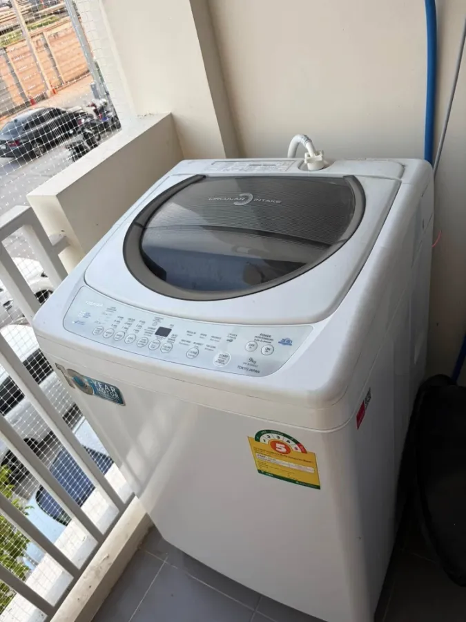 Selling SENA Kith Phetkasem - Phutthamonthon Sai 7, 2nd floor unit, fully furnished with appliances. Book now!