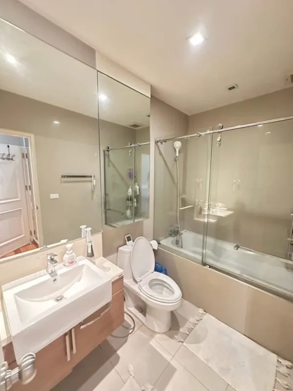 ให้เช่าคอนโดหรูห้องใหญ่ 43 ตร.ม. พร้อม Walk-in Closet และอ่างอาบน้ำ เพียง 140 เมตรจาก BTS อารีย์ | ✨ Noble Reform (โนเบิล รีฟอร์ม)