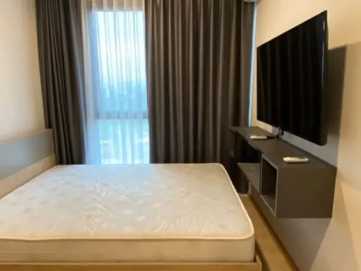 Condo for rent, Unio H Tiwanon, nice room, warm, popular decoration tone, not strong price, you can reserve it now.