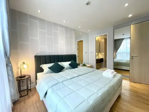 ให้เช่า แกรนด์ แคริบเบียน รีสอร์ท พัทยา (พัทยาใต้) ชั้น 1 ห้องติดสระว่ายน้ำ เตียงใหญ่นุ่มนอนสบายมาก images