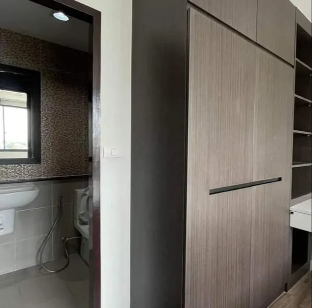 ขาย จี คอนโด ศรีราชา ห้องมุม วิวภูเขา เฟอร์นิเจอร์ Built in ติดวอลเปเปอร์อย่างดี แบบนี้ต้องจองเลย