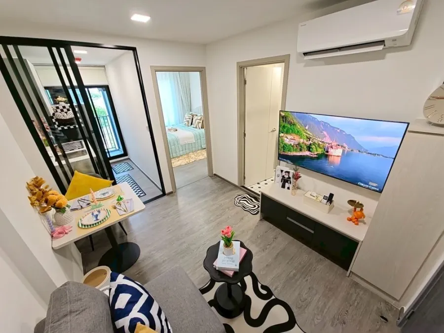 ให้เช่าคอนโดใหม่แกะกล่อง ฟังก์ชัน 1 Bed Extra ตึก D ชั้น 7 วิวสระสวยจัดเต็ม ใกล้ ม.ธรรมศาสตร์ รังสิต | ✨ Kave Wonderland (เคฟ วันเดอร์แลนด์)