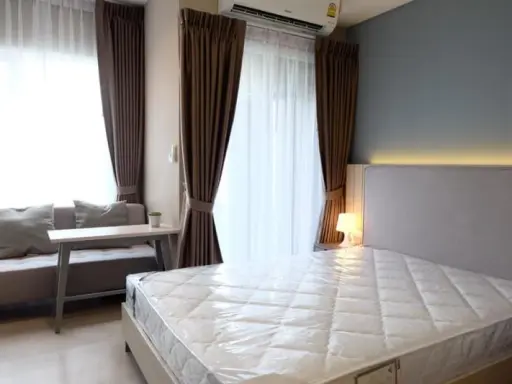 Let's come. Cool room that has it all. Come alone with enough rent, Chapter One, Eco, Ratchada, Huay Kwang, don't miss it!!