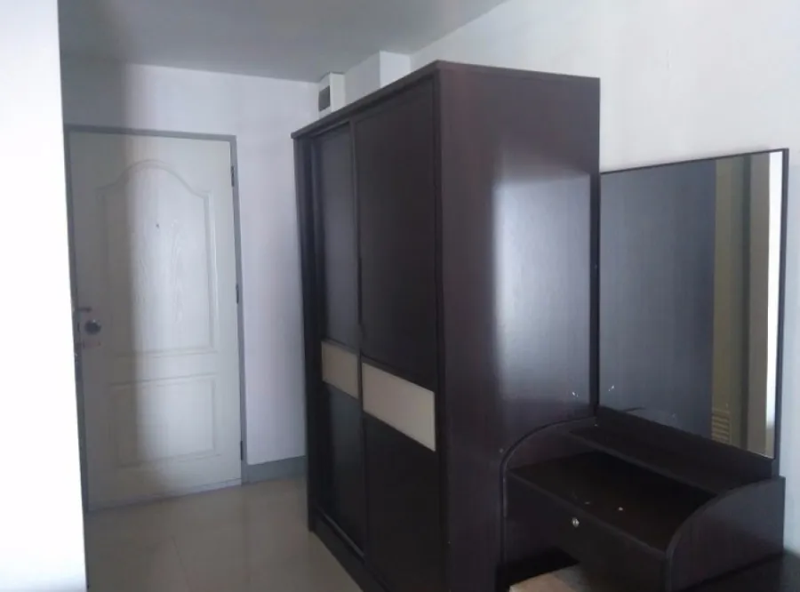 For rent, Regent Home 4, Sukhumvit 85, fully furnished. Can't miss it
