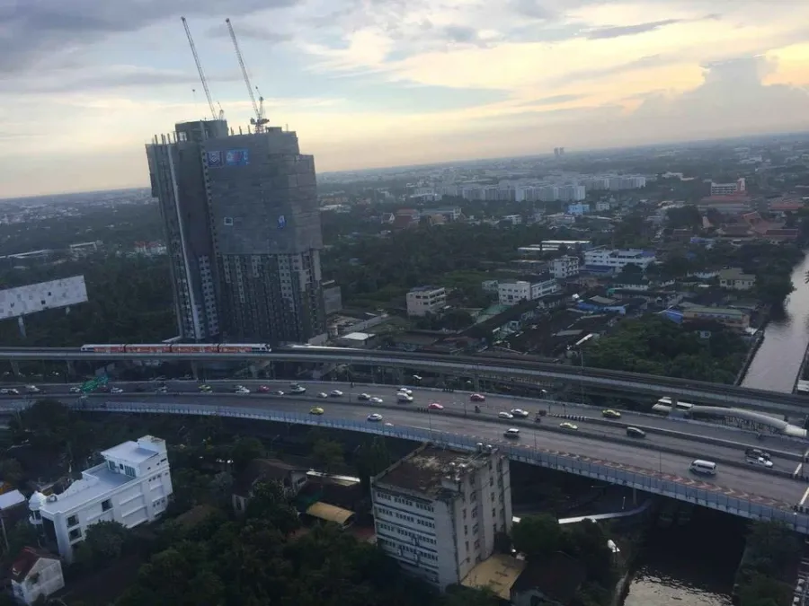 ขาย/ให้เช่า เดอะ เพรสซิเดนท์ สาทร-ราชพฤกษ์ 3 ห้องกว้างน่าอยู่ วิวไม่บล็อค เฟอร์นิเจอร์ครบ จองด่วนๆ