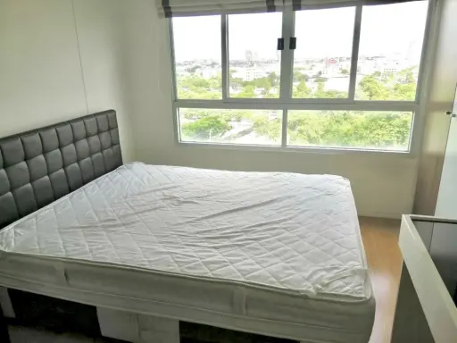 For rent Lumpini Ville Lasalle-Bearing, room decorated into sections. Fully furnished, good price, don't miss out on booking.