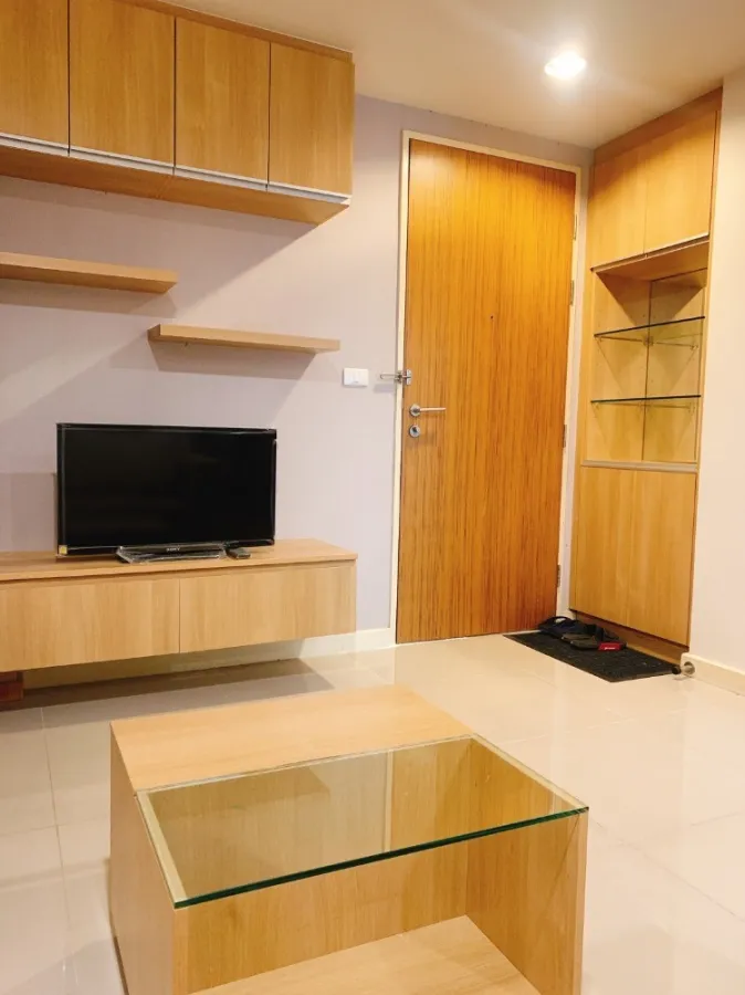 ขาย ซีนิธ เพลส สุขุมวิท 42 ชั้น 4 วิวต้นไม้ ห้องแต่งครบ พร้อมอยู่ บอกเลยว่าไม่ควรพลาด จองเลย