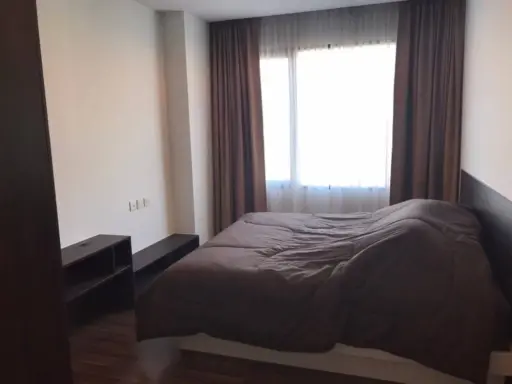 Condo for sale: The Gallery Bearing, corner room, built-in furniture, ready to move in. Hurry and reserve now.