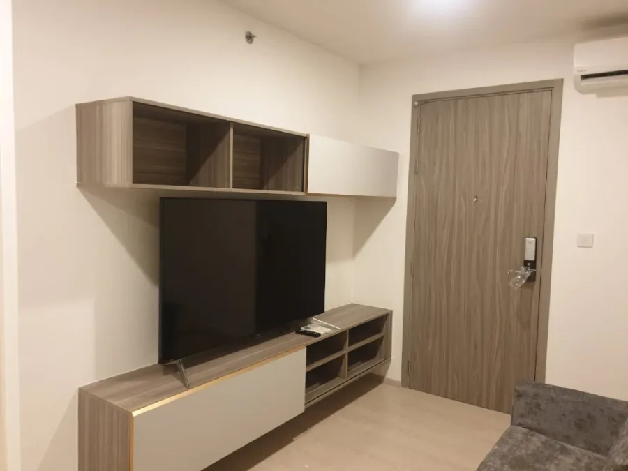 Knightsbridge for rent Phaholyothin-Inter The room is very nice, fully furnished, easy to travel. If you miss it, you will regret it.
