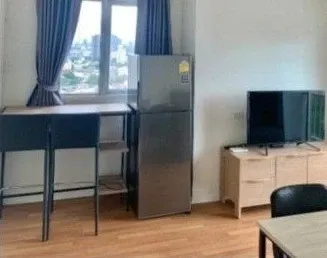 For rent: The Selected Kaset-Ngamwongwan, corner unit with pool view, private and away from the road. Don't miss out!