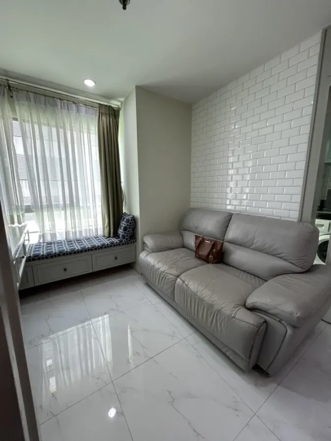 For sale: Premsiri Boutique Park Kaset-Nawamin. The room is beautifully decorated, nice to sleep in, complete with furniture. You can come alone.