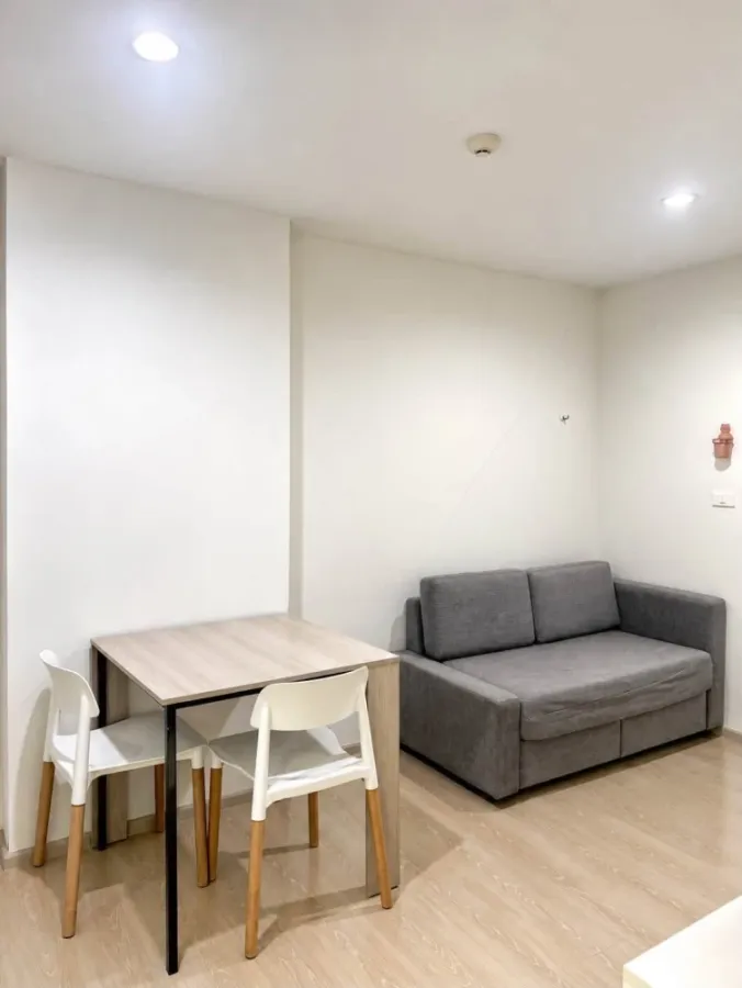 For sale or rent: The Kith Plus Phahonyothin Khukot. A comfortable unit with complete amenities. Don't miss this great opportunity!