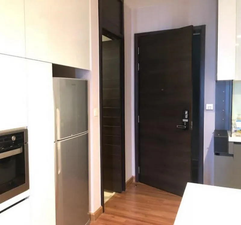 Selling Ivy Ampio, beautiful room, fully furnished, good view, here it is, get it.