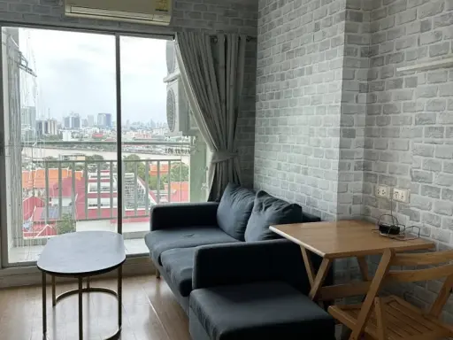 ให้เช่า Lumpini Ville Phibulsongkhram-Riverview 1 ห้องนอน 1 ห้องน้ำ ติดวอลเปเปอร์อย่างดี เห็นวิวโค้งน้ำสวย ไม่บล็อค จองเลย