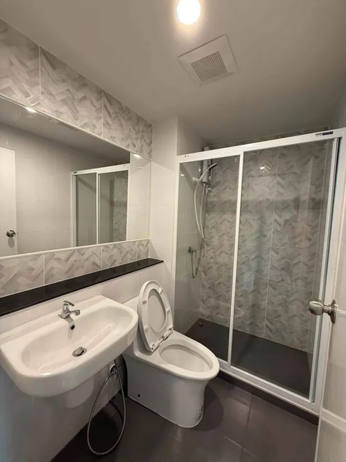 ปล่อยเช่าคอนโด Regent Home Bangna ตกแต่งสไตล์ Modern Minimal พร้อมเฟอร์นิเจอร์และเครื่องใช้ไฟฟ้า คัดแบรนด์คุณภาพ จัดเต็มทุกชิ้น