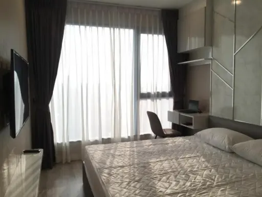 Quick rent !!! Ideo Mobi Condo Sukhumvit 66, good location, convenient transportation, beautiful view, book now !!!