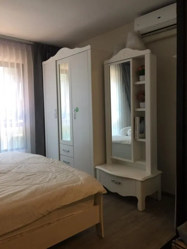 Rent a new condo, Reach Phaholyothin, 52 right rooms, at the price you are satisfied with, don't wait, hurry and book now.