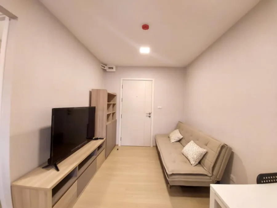 For Rent Plum Condo Rangsit Alive 1, 7th floor, Building B, very beautiful pool view, good room, this price is very good value. can't reserve