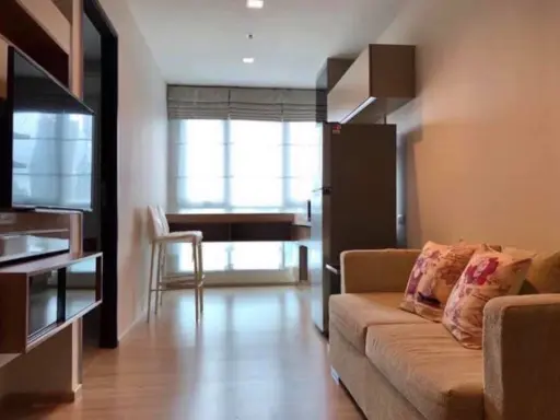 ขาย คอนโด ริทึ่ม สาทร ห้องใหม่ ตกแต่งพร้อมอยู่ ราคาพิเศษ!! ทำเลดี รีบจองก่อนหลุด!