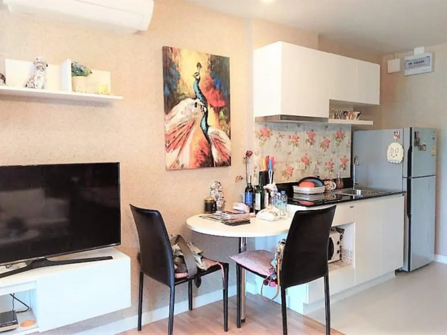 Selling We Condo, beautiful room, fully furnished. Don't be late, book now!!