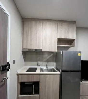 For rent โมดิซ สุขุมวิท 50 ชั้น 4 ห้องกั้น มาพร้อมการตกแต่งที่ครบครัน สนใจรีบจองเลยจ้า ห้ามพลาด