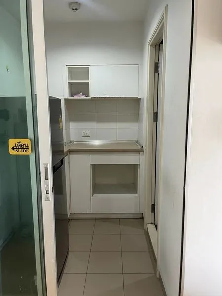 For sale: Lumpini Place Srinakarin-Hua Mak Station, Max Value view, complete with furniture and electrical appliances. Reserve now.