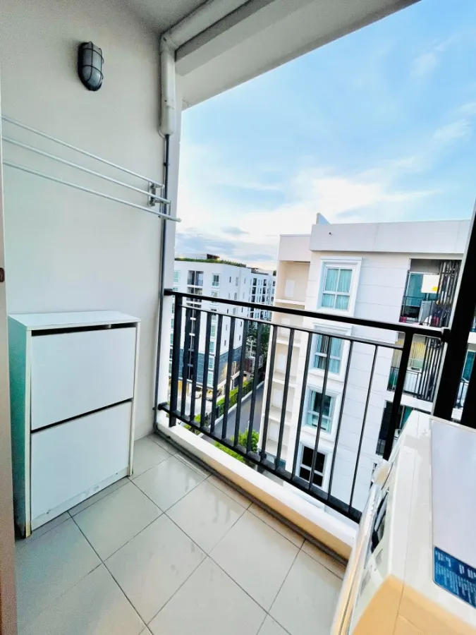 For rent, Plum Condo Chaengwattana Station, very new room, large site as well. Plus a corner room Peaceful, private, book now.