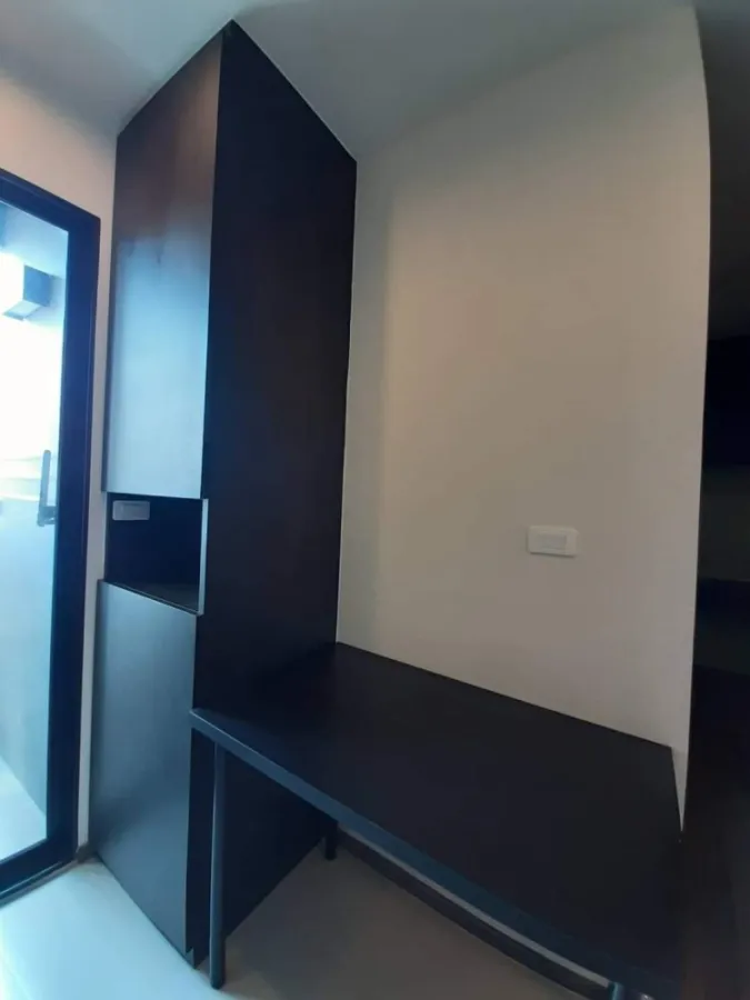 Selling The Base Park East, built-in furniture, complete electrical appliances, wow price, hurry to book now.