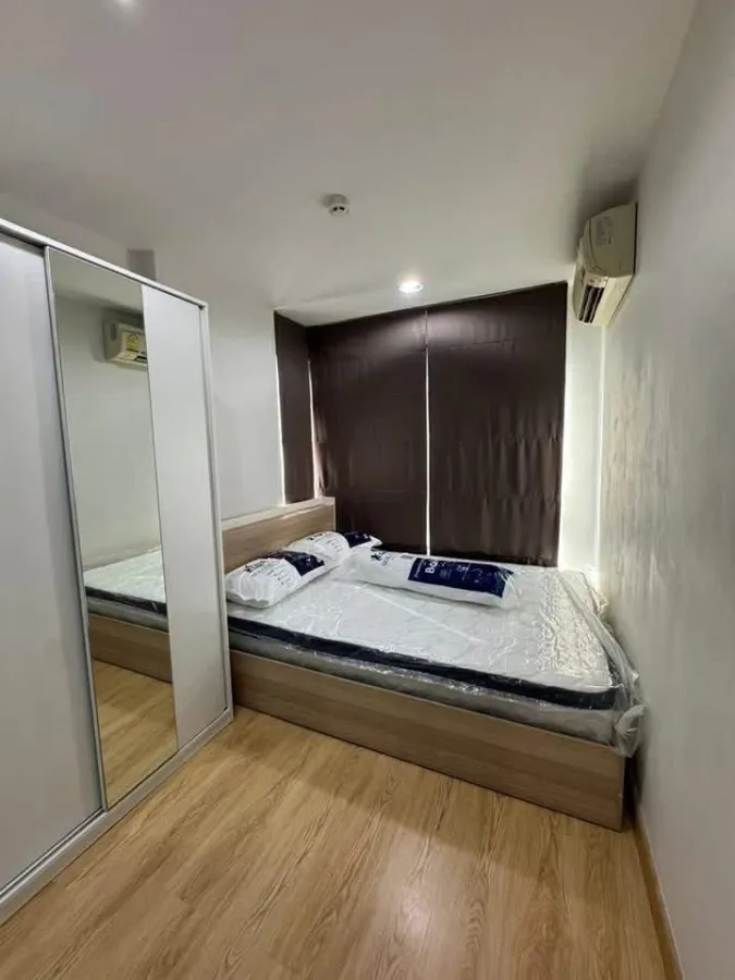 ให้เช่า A pool condo บางนา ห้องมุม ชั้น 4 ได้หน้าต่างบานใหญ่ พร้อมวิว 2 ด้าน รับลมดีมาก รีบคว้าไว้เลย
