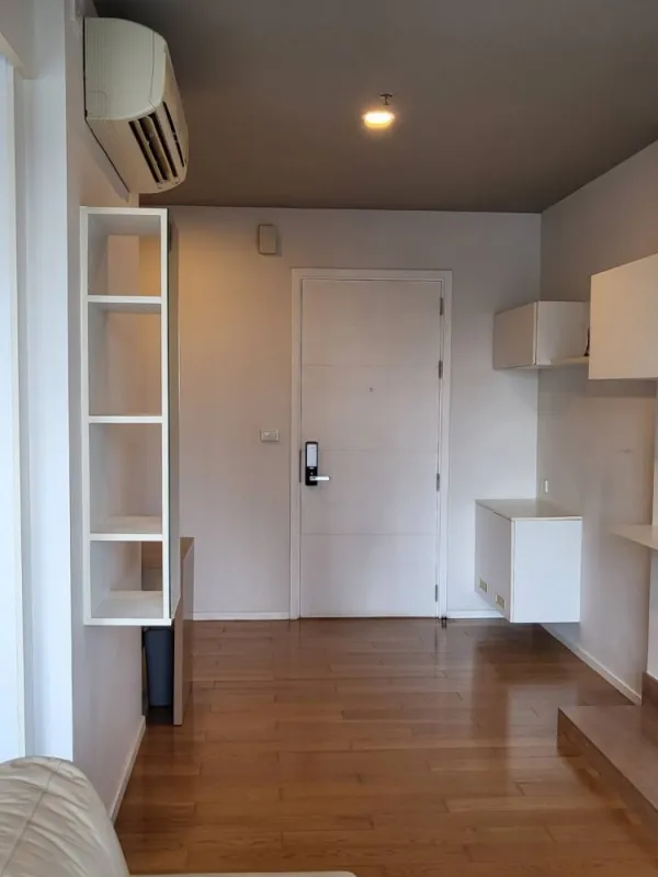 ขาย / ให้เช่า คอนโด บลอคส์ 77 ทิศตะวันออก/ ใต้ ห้องเย็นตลอดปี วิวสระ / เมือง รีบเลยจ้า!!