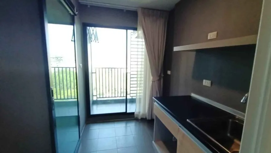 For sale: The Excel Khu Khot, garden view room, close to nature. Very inviting to relax. Beautiful corner, not hot all year round. Book now.