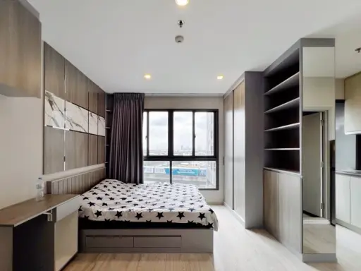 Selling a studio condo at Ideo Mobi Sukhumvit Eastgate, 8th floor. Ready to move in, fully furnished. Book now! images