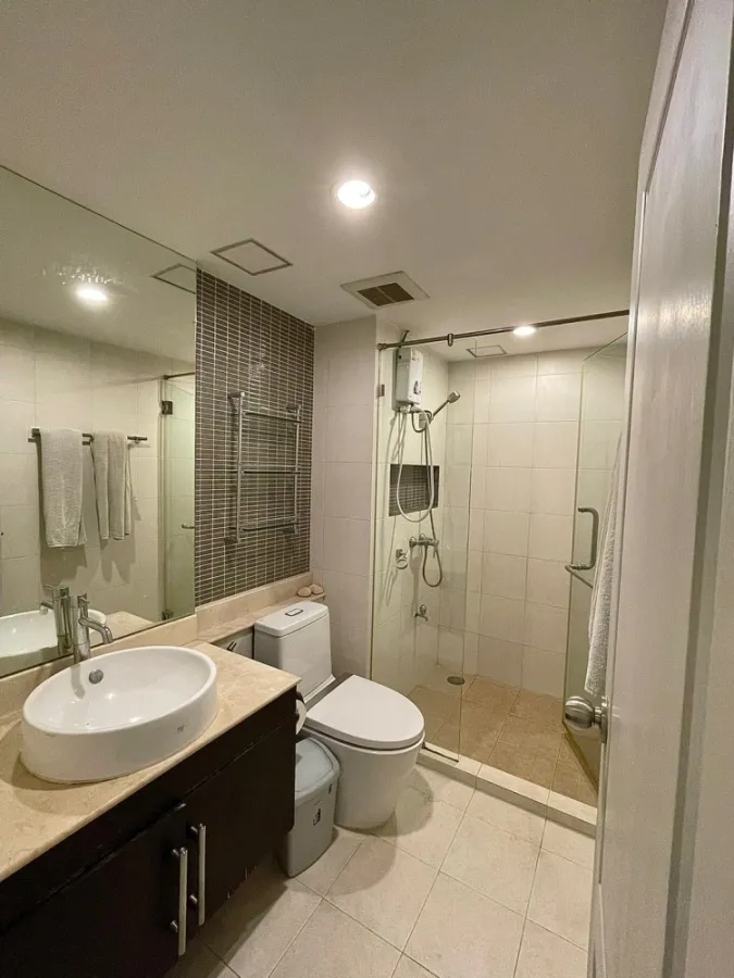 Condo for rent, The Niche Sukhumvit 49, nicely decorated room, furnished, good electrical appliances Hurry up to reserve before you miss it.