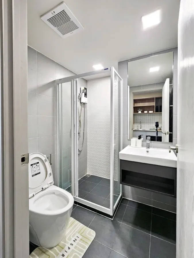 For rent: Kave Town Island, 8th floor, pool view, beautiful room, worth living in, book now, don't miss out, hurry!