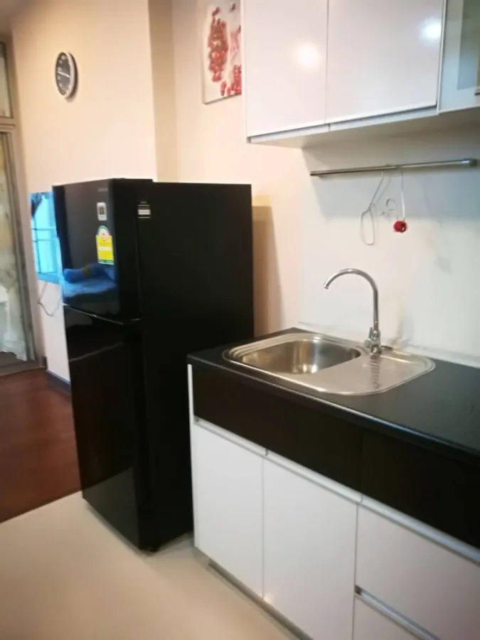Urgent sale!! Condo Supalai Lite Sathorn-Charoenrat, 8th floor, pool view, beautiful room, ready to move in, hurry up and book now!!
