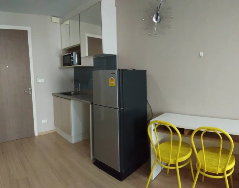 ขาย Casa Condo Ratchada-Ratchaphruek ชั้น 8 มาพร้อมเฟอร์และเครื่องใช้ไฟฟ้าครบ จองเลย ด่วนๆ