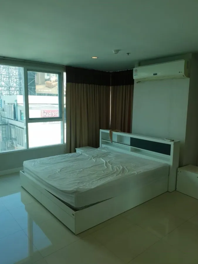 ให้เช่าด่วน!! คอนโด สุขุมวิท ลิฟวิ่ง ทาวน์ ห้องเลขที่ 299/74 ชั้น 7 ห้องสวย พร้อมเข้าอยู่ ห้ามพลาด!!