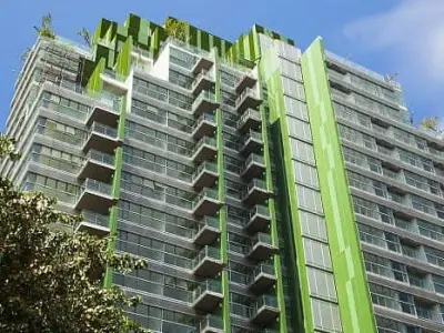 Vertiq Rama 4–Siam