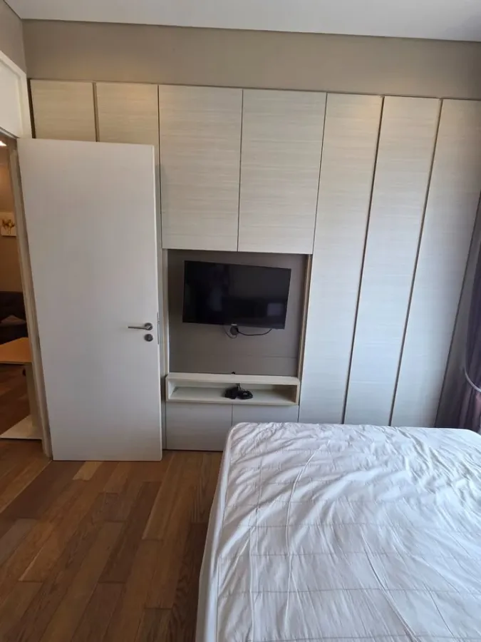For rent: The Saint Residences, high floor room, fully furnished, spacious room, comfortable. Book now.