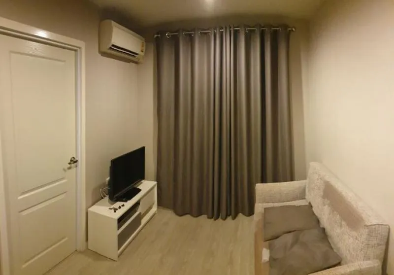 Condo for sale, The Privacy Ratchada Sutthisan, fully furnished. Outside view, no building to block, convenient to travel, near MRT.