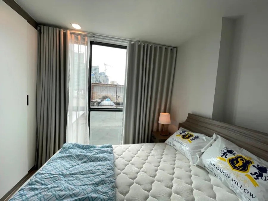 For rent, Premio Quinto, Building A, 6th floor, fully furnished and electrical appliances. Book now, don't wait.