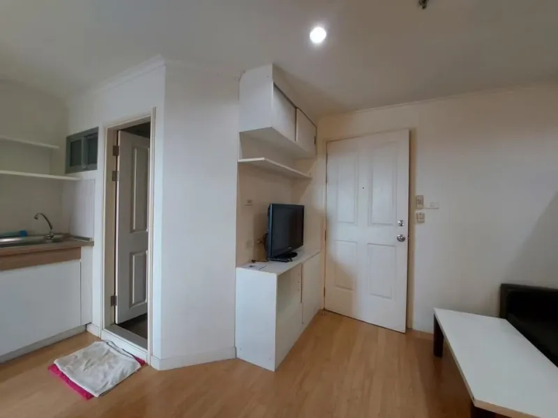 ให้เช่า ลุมพินี พาร์ค ปิ่นเกล้า ชั้น 18 ห้องสวย Built in แต่งครบ น่าอยู่ จองเลย ห้ามพลาด ด่วนๆ