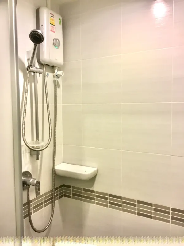 ให้เช่า Lumpini Place Borom Ratchachonni–Pinklao ชั้น 21 ห้องแต่งครบ จองเลย