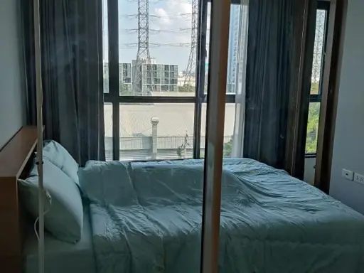 Condo for rent, The Base Chaengwattana, fully furnished room, ready to move in, just carry one bag, don't miss it