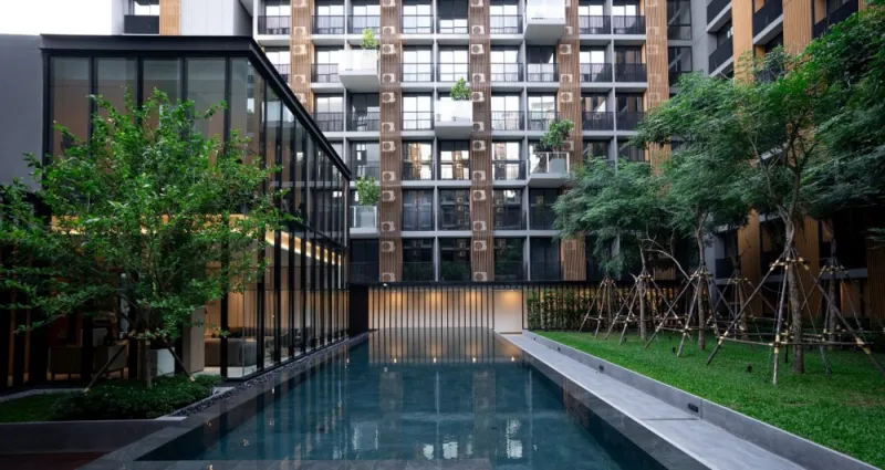 ให้เช่า โนเบิล แอมเบียนส์ สุขุมวิท 42 ห้องไซด์ใหญ่ วิวสระ ตกแต่งสไตล์มินิมอล สนใจจองเลยจ้า ด่วนๆจ้า