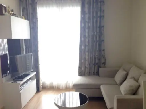 Condo for rent Life @ Ladprao 18, you can carry your bag and move in. Very beautiful room, clean, great view, come for rent.