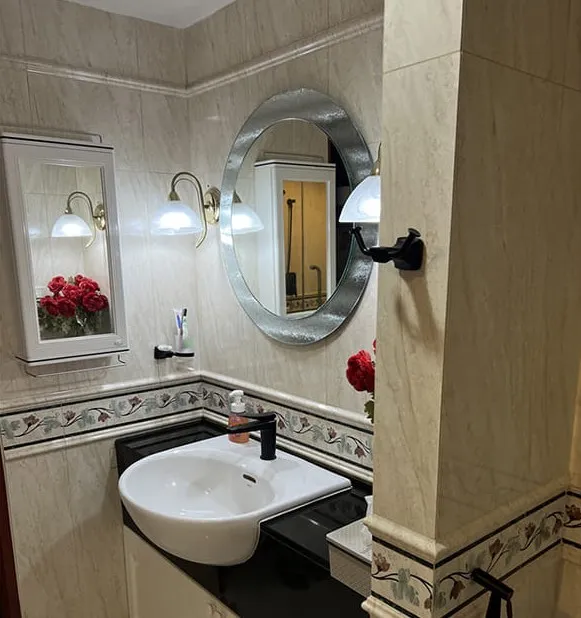 ขาย บ้าน สิริ สาทร ตกแต่งวอลเปเปอร์ Built in Furniture ไม้บางส่วน พื้นที่ใช้สอยเยอะมาก ห้ามพลาดเลย