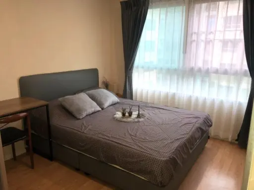 Sell Lumpini Ville Onnut-Phatthanakan room with wallpaper Separation of the room If interested, reserve quickly.